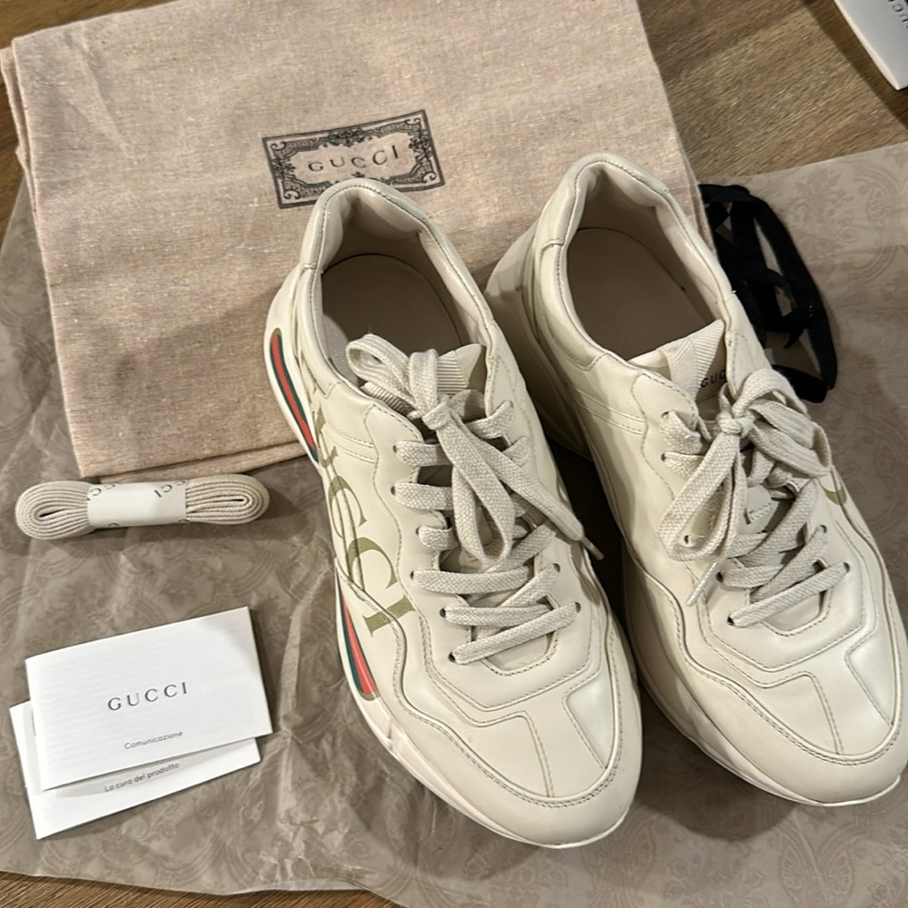 Gucci Rhyton Gucci Logo Leather Sneaker Size.7